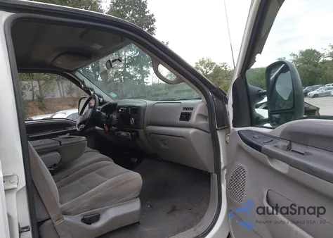 2001 Ford F-350 Lariat/Xl/Xlt z USA, uszkodzony, nr VIN 1FTSW31F11EB25024